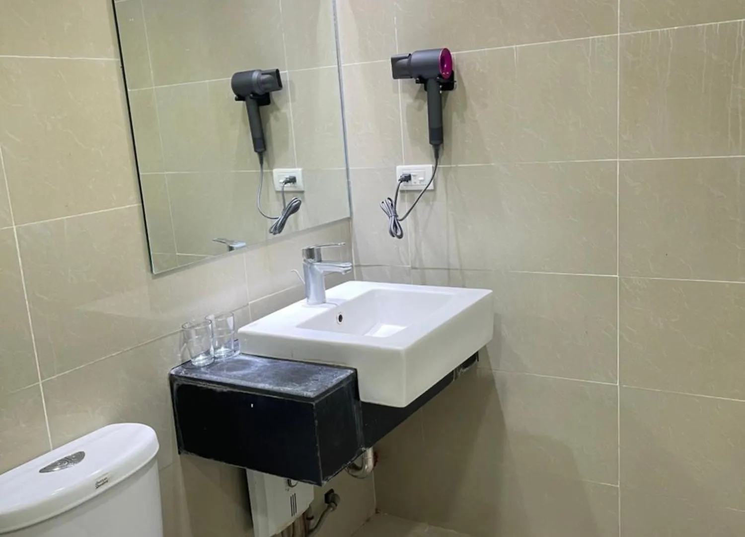 Venetian Haven Bgc Venice Grand Canal Apart Ment, 4 Bedrooms, For 10 Guests Manila 0*,