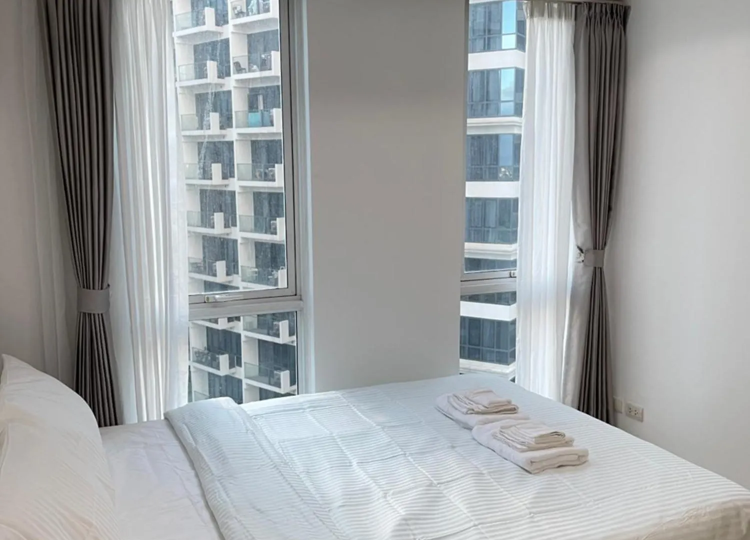 Venetian Haven Bgc Venice Grand Canal Apart Ment, 4 Bedrooms, For 10 Guests Manila Apartment