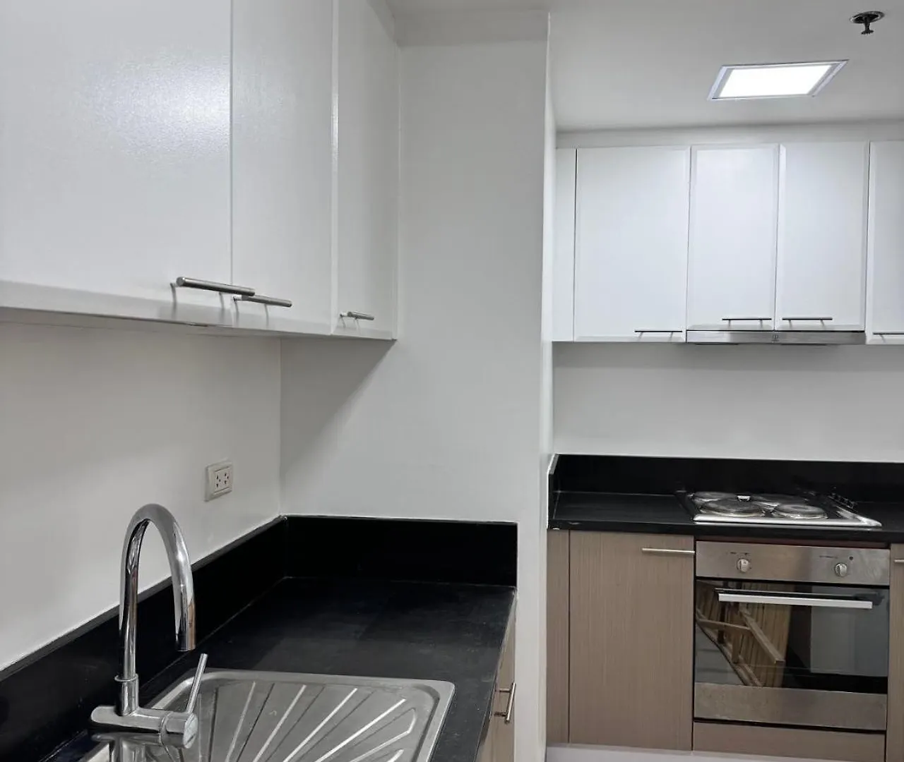 Venetian Haven Bgc Venice Grand Canal Apart Ment, 4 Bedrooms, For 10 Guests Manila